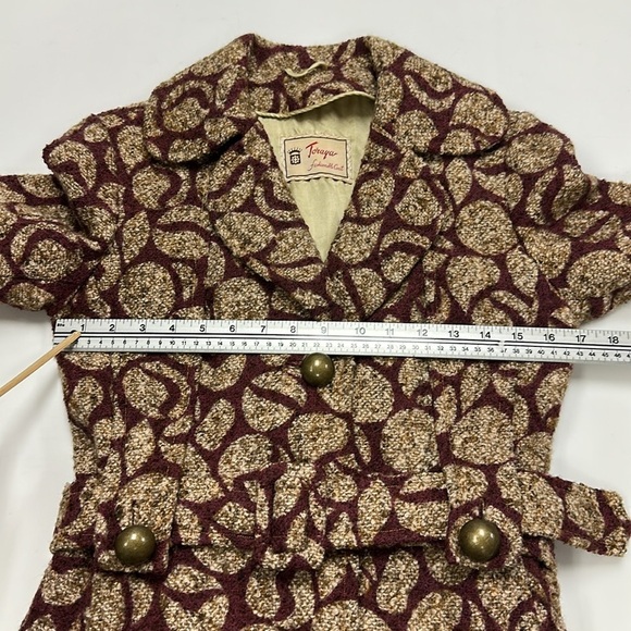 80s Vintage boucle wine beige belted womens winter coat Size 4 - Picture 9 of 14